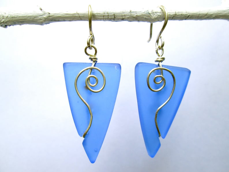 seaglass earrings, periwinkle triangle with spiral in silver image 1