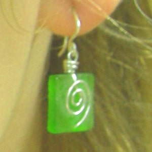 clover green seaglass square earrings with silver spirals image 3