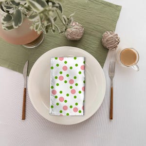 Pink and Green Polka Dots Napkins, 4-set, Sweet 16 party, Girls Birthday party decor, Tea Party Napkin set, Dinnerware
