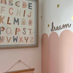 Decoración de habitación infantil, Frases para la pared, Texto de ensueño, Decoración de guardería, Bohemio, Escandinavo, Accesorios para sala de juegos, Texto en madera