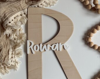 Letrero personalizado de madera de abedul con inicial / Decoración para habitación infantil