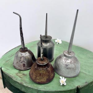 Vintage Rusty Oil Thumb Cans/Eagle Oil Cans/Man Cave/Industrial Decor/Thumb Oilers