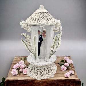 Vintage Wedding Cake Topper/Chalkware Bride Groom Cake Top/1950s Wedding Topper/Something Old for Weddings/Bridal Shower
