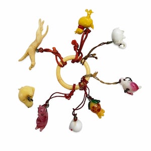 Rare Vintage Japanese Celluloid Animal Charms on Original Celluloid Ring | 8 Miniature Figures | c. 1920s–30s image 1