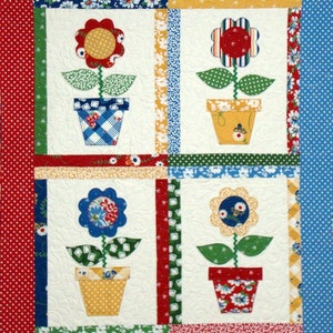 Mimi's Garden Quilt Pattern - Sweet Vintage Flowers - PDF Format