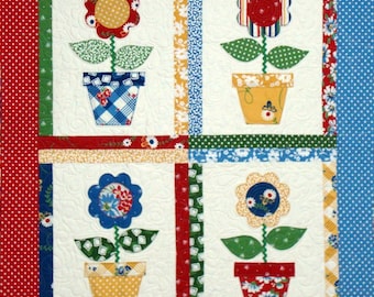 Mimi's Garden Quilt Pattern - Sweet Vintage Flowers - PDF Format