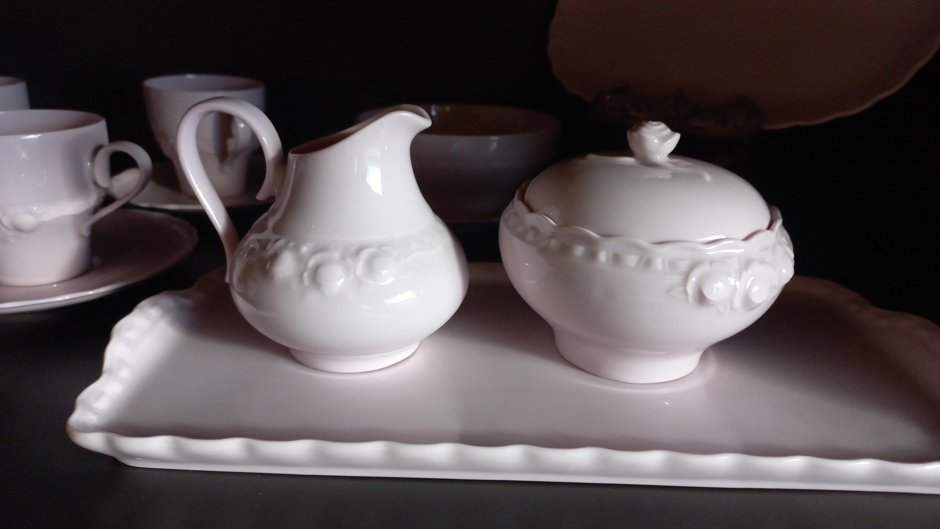 Hutschenreuther - Service à petit déjeuner (29) - Charmant - Porcelaine