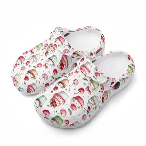 Zuecos Cerrados para Mujer - Coloridos zuecos de goma con estampado de dibujos animados, diseño de muffin kawaii, ideales como zuecos profesionales, zapatos de jardín o regalo
