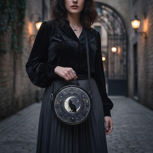 Svart katt Moon & Stars Axelväska – Mystisk Axelväska i svart – Boho Gothic Vintage Style – Månkatt Handväska för kvinnor