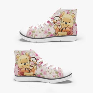 Schattige kindersneakers met Winnie de Poeh en Teigetje – Roze bloemenpatroon – Cadeau-idee voor peuters en meisjes – Lenteschoenen high tops
