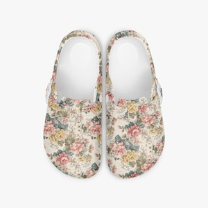 Vintage Flower Clogs – Comfortable mules with a retro pattern, unisex work clogs, women's and men's slippers, summer slippers with a floral design