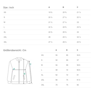 May include: Size chart for a jacket in inches and centimeters. The chart shows the measurements for the chest, sleeve length, and overall length of the jacket in different sizes, from XS to 3XL.