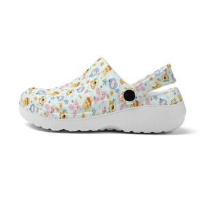 Closed women's clogs, Winnie the Pooh shoes, cartoon clogs girls, slippers Winnie the Pooh, slip-on children, gift for Pooh fans
