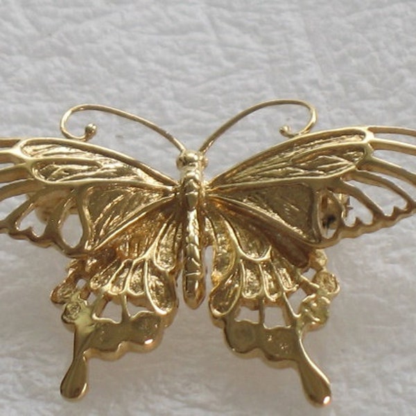 Beautiful Gold Metal Butterfly Brooch Pin