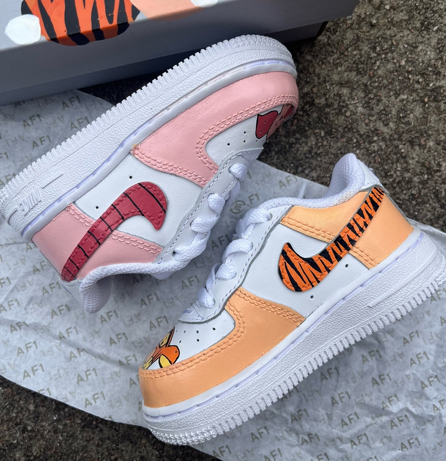 winnie the pooh baby air forces