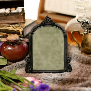 The Onyx Arch Pinboard Velvet Sage