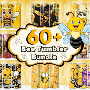 Könnte beinhalten: Eine Sammlung von Bechern zum Thema Bienen mit verschiedenen Designs. Die Becher zeigen Cartoon-Bienen, Wabenmuster und florale Akzente. Das Bild enthält den Text "60+ Bee Tumbler Bundle". Die Becher sind zylindrisch und haben einen Strohhalm.