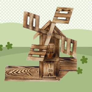 Peut inclure: Un pot de fleurs en bois en forme de moulin à vent avec une finition brun vieilli. Le pot a une base rectangulaire et une tour haute et étroite avec un toit pointu. Les pales du moulin à vent sont en bois et peintes d'une couleur brun clair.