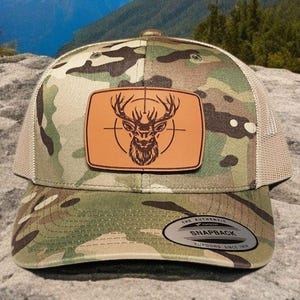Hunting Hat - Buck Hunting Trucker Hat for Dad - Hunting Gift for Men - Camo Deer Hat - Men&#39;s Snapback Adjustable Hat - Richardson 112