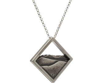 Green Mountain Geometric Necklace