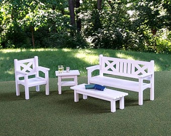 Ensemble de meubles de jardin - Banc, chaise, tables de maison de poupée à l'échelle 1:12