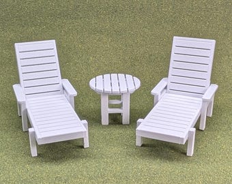 Chaise longue ou table d'appoint à l'échelle 1:12 - également disponible en ensemble
