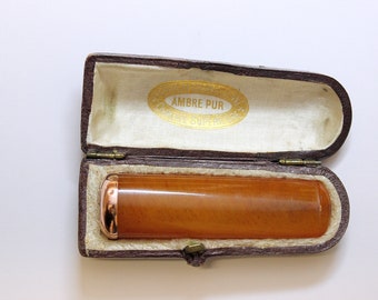 Early XXth  Cent. Butterscotch Amber & 18 K. Rose Gold Cased Small Cigar Holder Never Used RARE