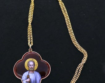 19th Cent. Very rare Saint Peter Medallion Hand Painted Limoges Enamel Antique Medalion 18 K. Gold Frame. Gift Chain