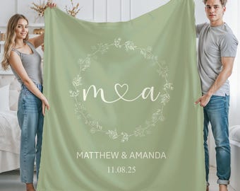 Personalized Wedding Blanket With Couple Names & Date, Custom Initial Throw, Bridal Shower Gift, Anniversary Gift, Gift for Couple, Newlywed