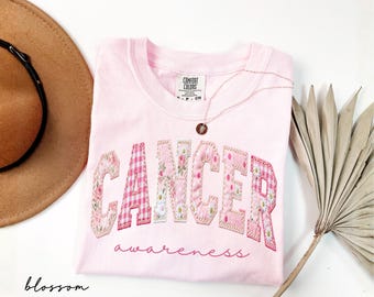Camiseta Comfort Colors® para la concienciación sobre el cáncer de mama, camiseta guerrera contra el cáncer con estampado floral de retazos, regalo para quimioterapia, regalos para supervivientes de cáncer de octubre
