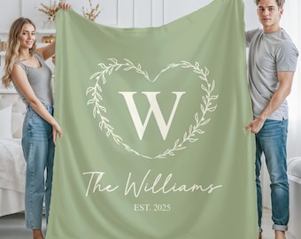 Personalized Wedding Blanket With Couple Names & Date, Custom Initial Throw, Bridal Shower Gift, Anniversary Gift, Gift for Couple, Newlywed