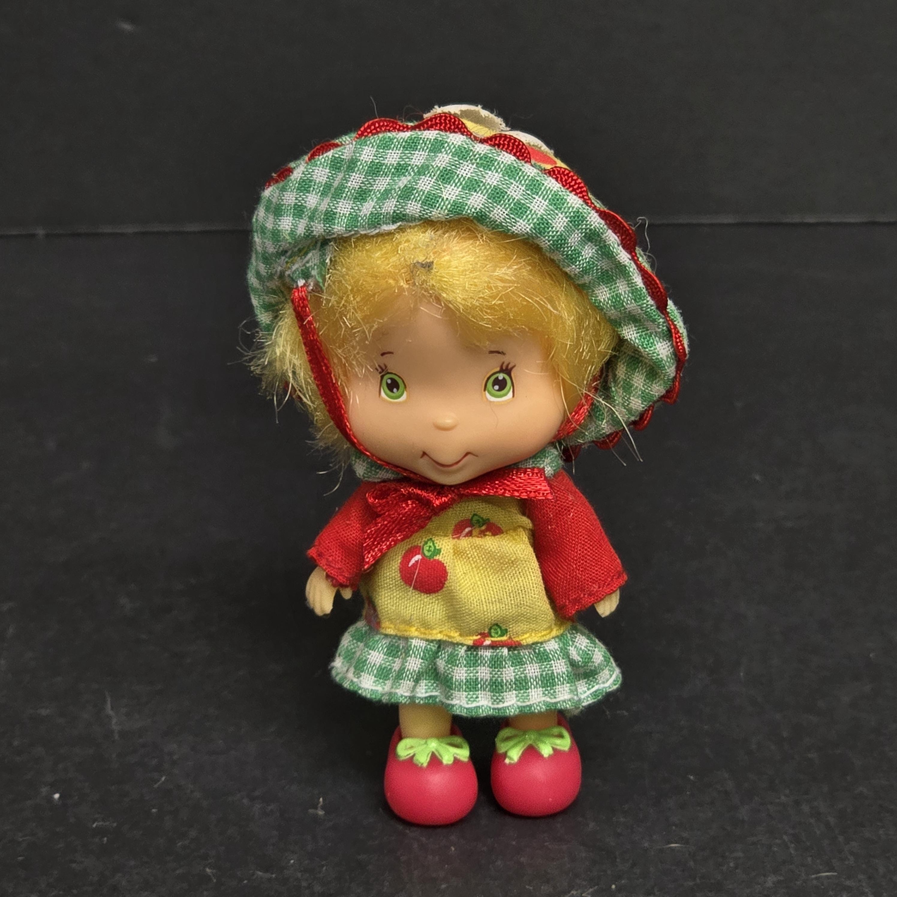 Small_doll silly styje スモールドール　遠藤商店 Apple Dumplin Strawberry Shortcake Doll 2002 Bandai 3.25