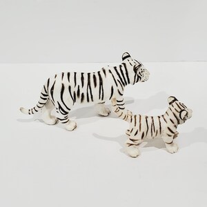 Schleich White Siberian Tiger Family of Female Adult and Cub