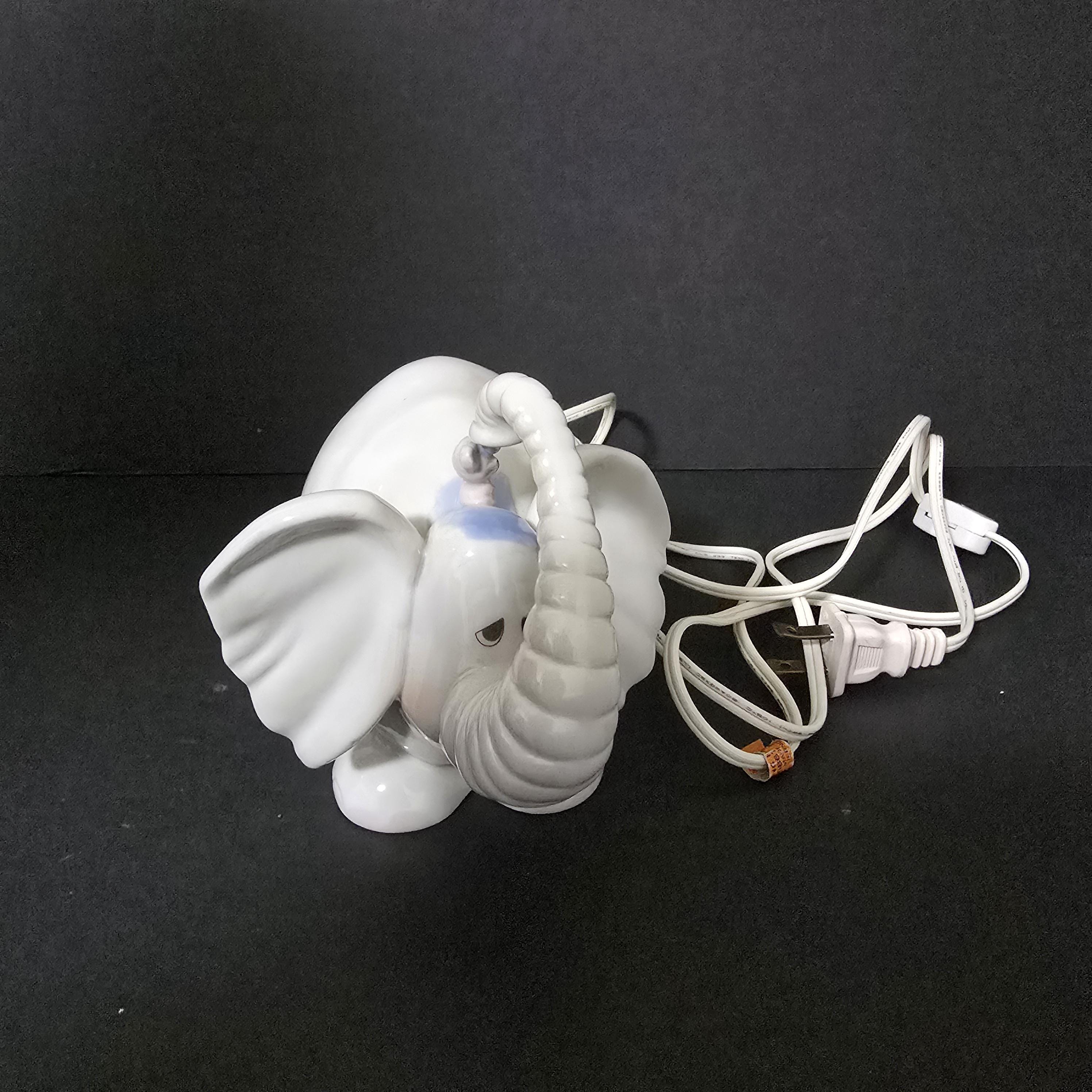 Vintage Precious Moments Elephant & Mouse 1990 Enesco Night Light