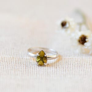 Green Tourmaline Prong Ring. Sterling Silver October Birthstone Simple Ring. Gift for Wife. Natural Rose Cut Tourmaline Ring