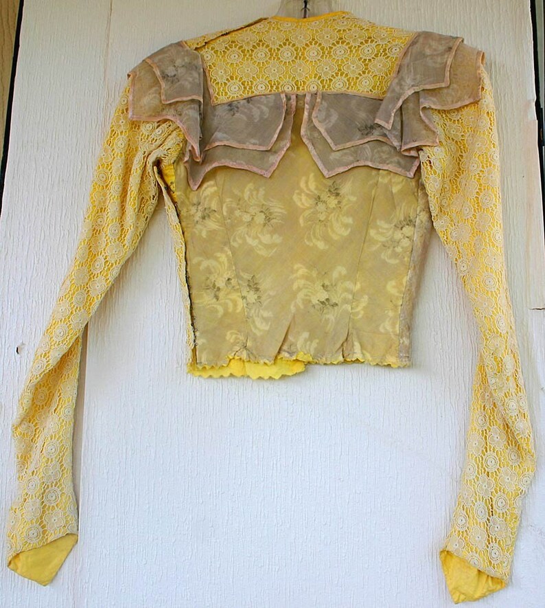 VICTORIAN LACE BLOUSE image 4