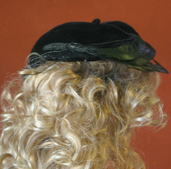 40s BLACK VELVET HAT, Meta's Millinary Salon - image 2