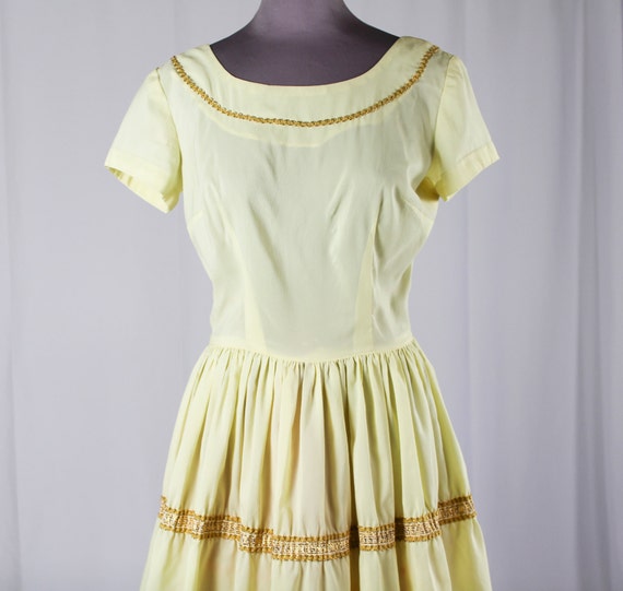 50s Pale Yellow Patio Dress - image 4