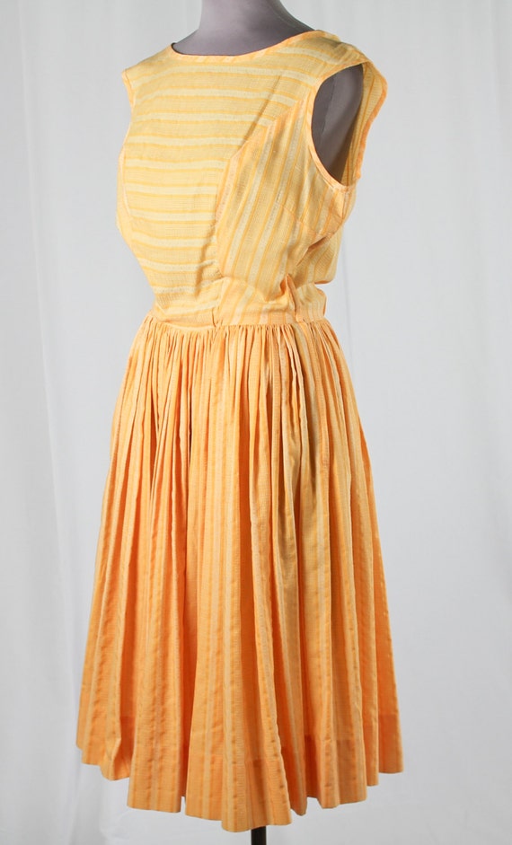 60s Orange Sleeveless Dress - image 3