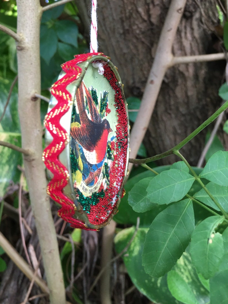 Holly BIRD Christmas Ornament Upcycled Repurposed Jar Lid Etsy holly-bird-christmas-ornament-upcycled-repurposed-jar-lid-etsy