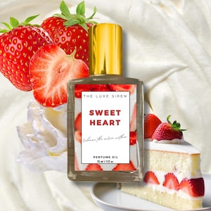 Strawberry Cake - Sweetheart Perfume Oil -  Strawberry, Buttercream Frosting, White Cake - Dessert Scent
