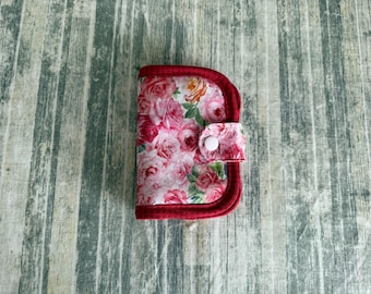 Small Needlebook needle pin holder sewing case sewing kit Red Pink Roses