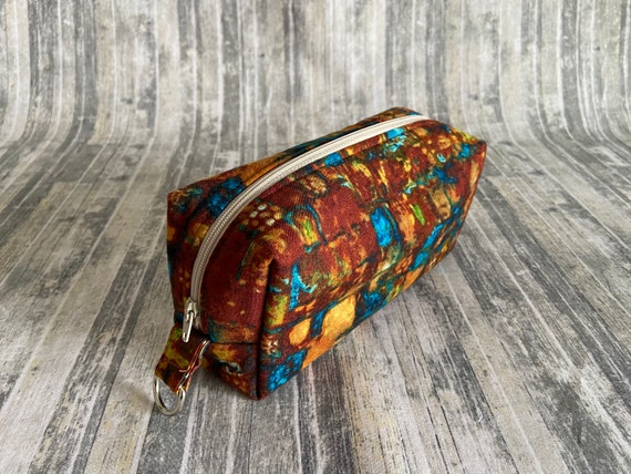 Medium Zipper Box Pouch Project or Travel Case Chasing the  display picture 3