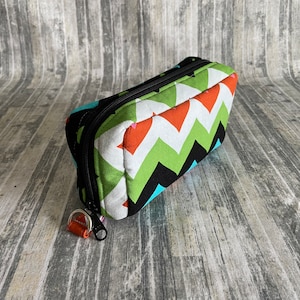 Essential Oil Case Holds 10 Bottles Essential Oil Bag Multi-colored medium chevron