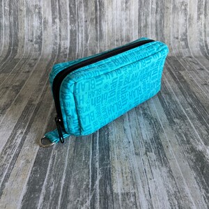 Essential Oil Travel Case: 10-Bottle Cotton Organizer