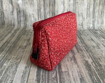 Cosmetic Toiletry Multipurpose Medium Connemara Pouch Small Cows on Red