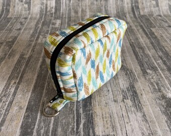 Essential Oil Travel Case: Ibiza Chevron Print, Holds 6 Bottles
