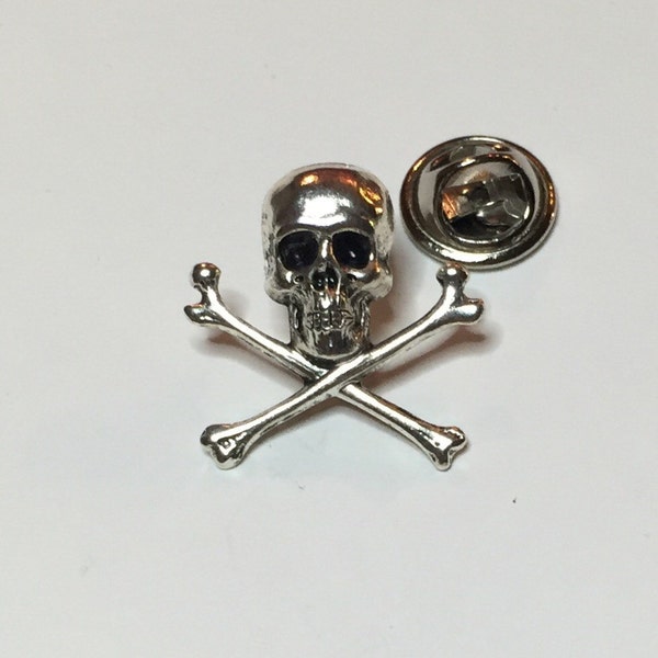 Gothic Silver Skull & Crossbones Lapel Pin