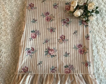 Twin (66"x99") - Vintage JC Penny percale Ivory beige Striped floral ruffle eyelet flat sheet - victorian cottage country bedding - READ!