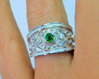 AAAA Tsavorite Garnet  3.50mm  0.29 Carats   in 14K Yellow gold Byzantine-style Etruscan cigar band diamond ring (.06 carats) 3309M